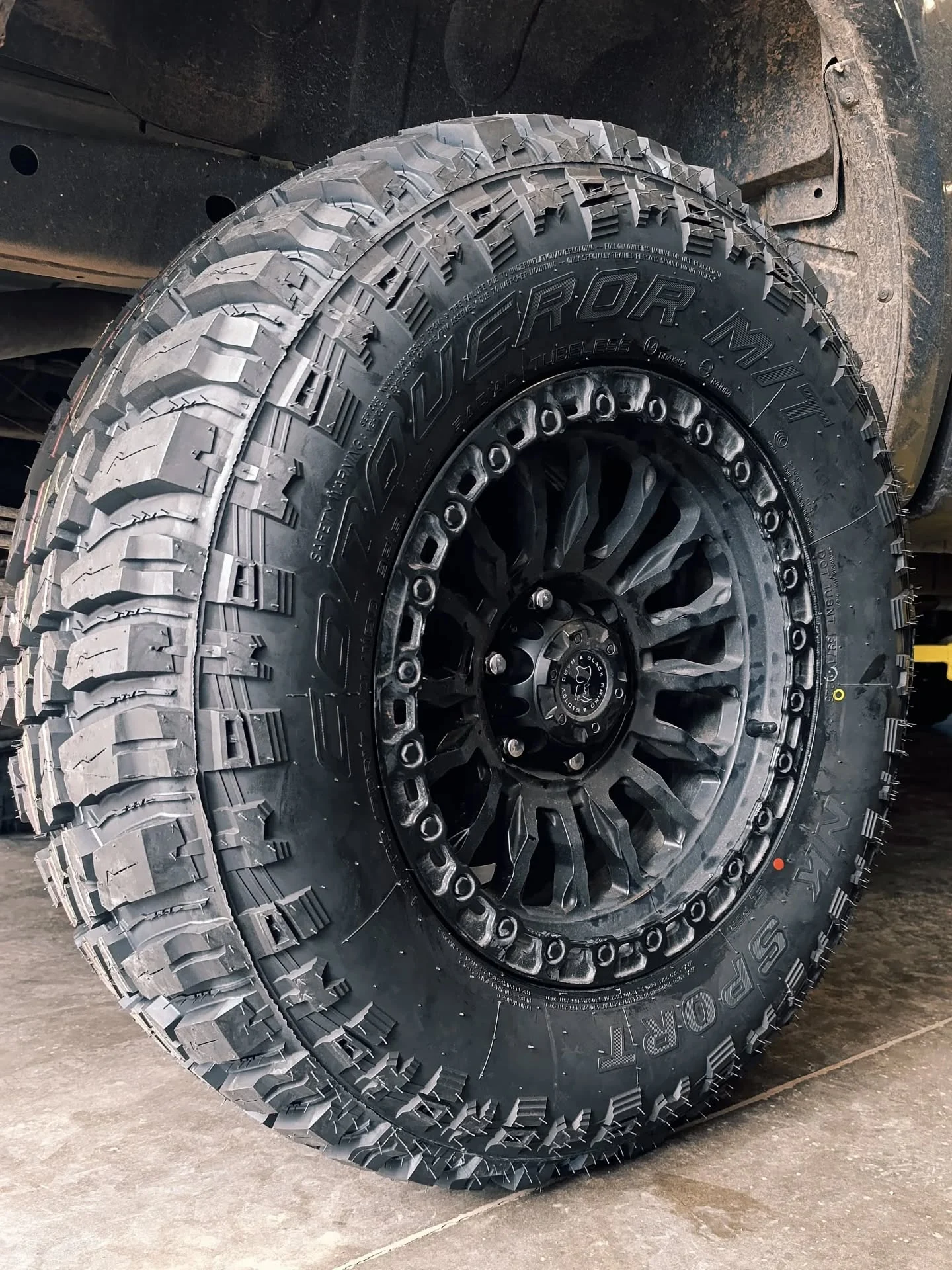 305/70R16 Q Nankang Conqueror MT-1 (32,8"x12"-16") - Bild 2